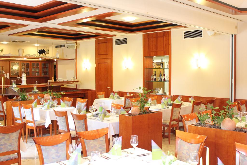 Hotel Buegener 格罗瑙 外观 照片